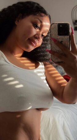 Roberta Safada Desperte Seus Desejos e Transforme Sua Noite