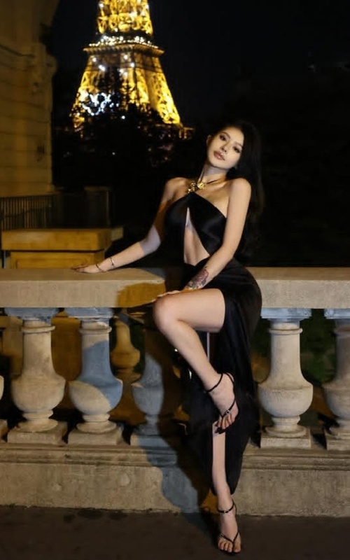 Yasmin Ardente Descubra o Prazer de Momentos Inesquecíveis